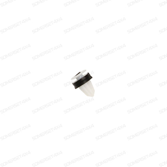 LR013135LR GENUINE LAND ROVER - CLIP - TRIM