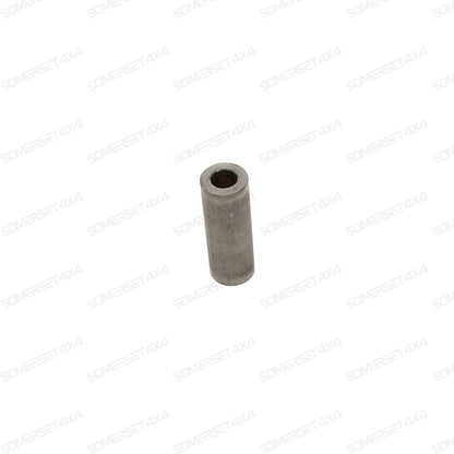 LR124788G LAND ROVER - SPACER - EXHAUST MANIFOLD FIXING From OEM